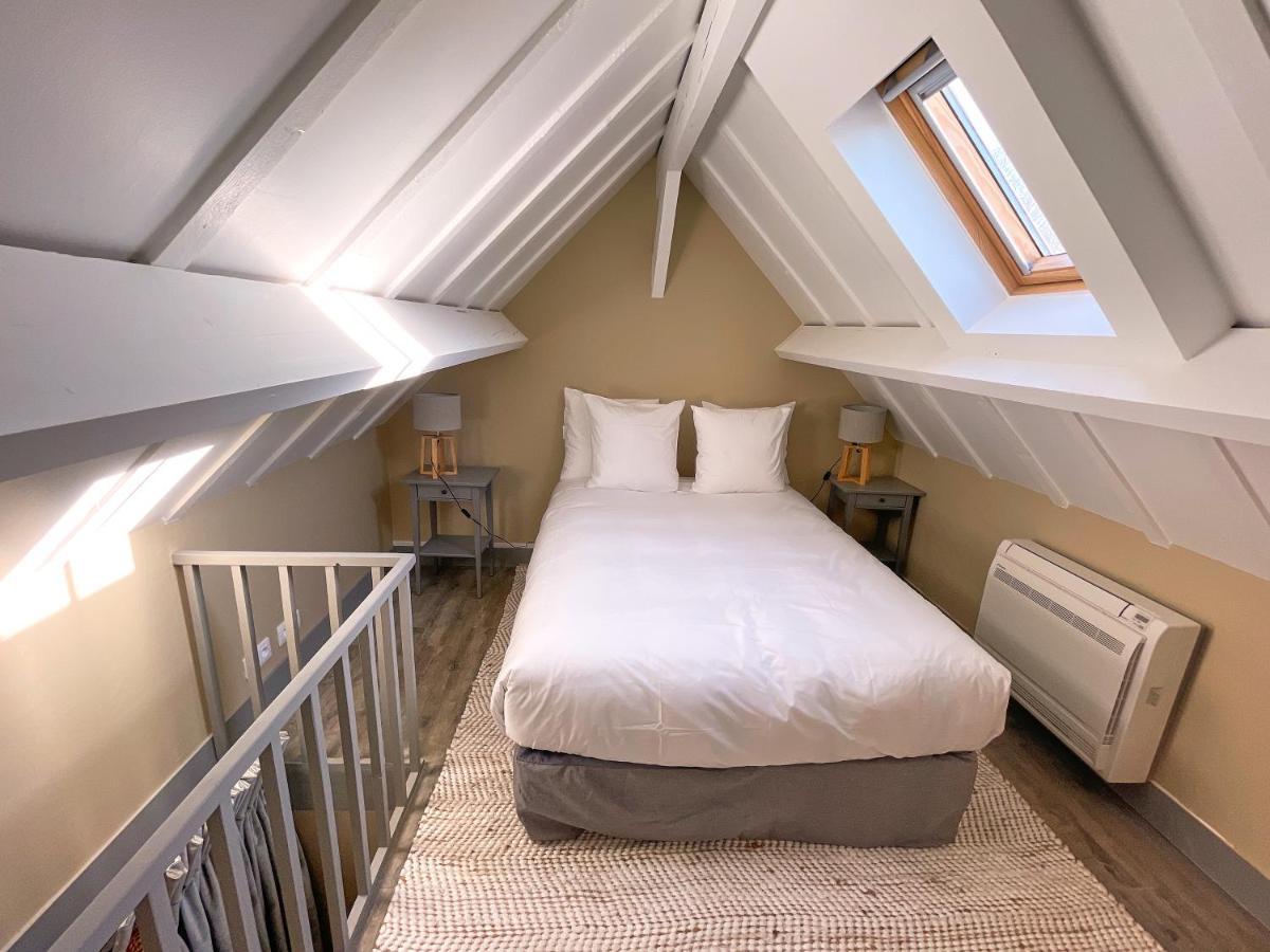 Hotel Le Fruit Defendu Rueil-Malmaison Pokoj fotografie