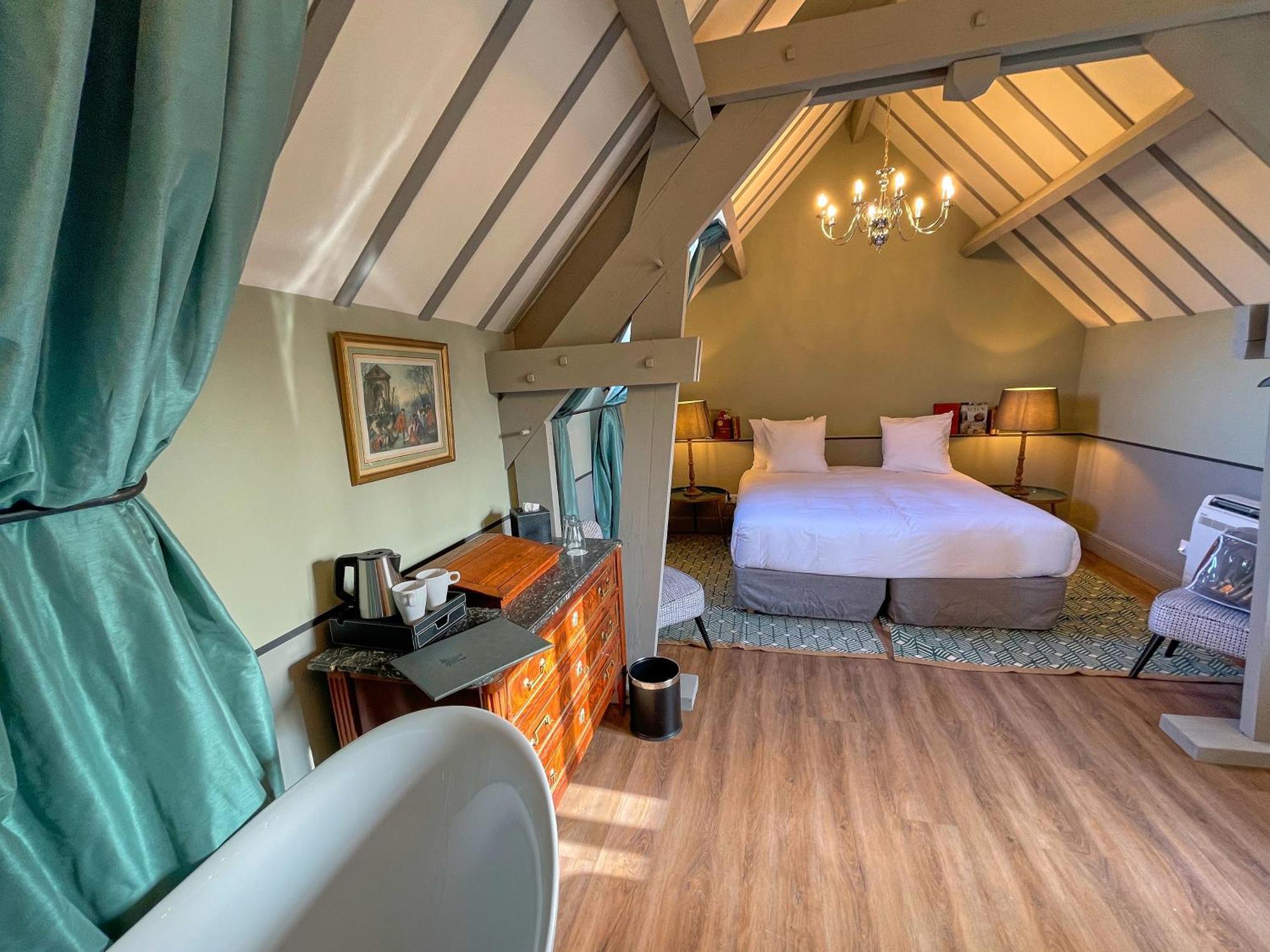Hotel Le Fruit Defendu Rueil-Malmaison Pokoj fotografie